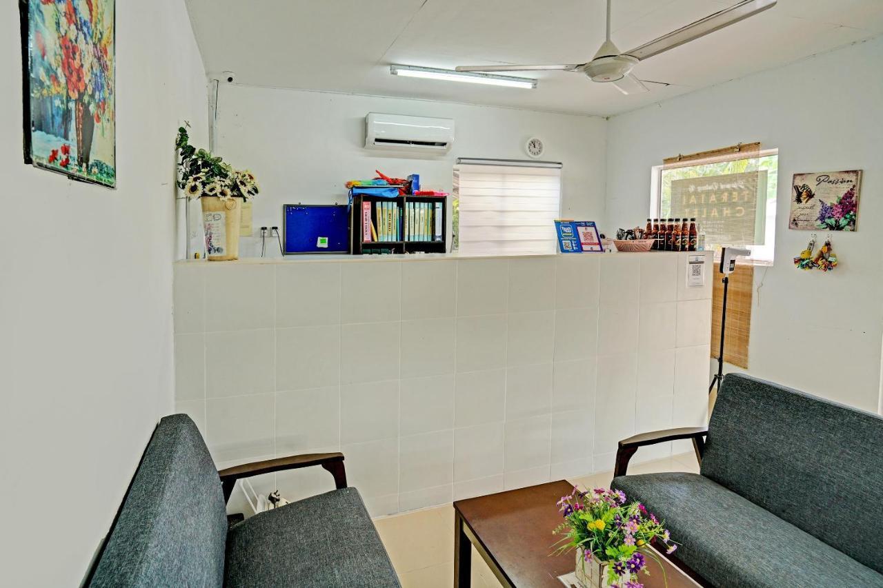 Capital O 90423 Teratai Chalet 호텔 Kampong Raja 외부 사진