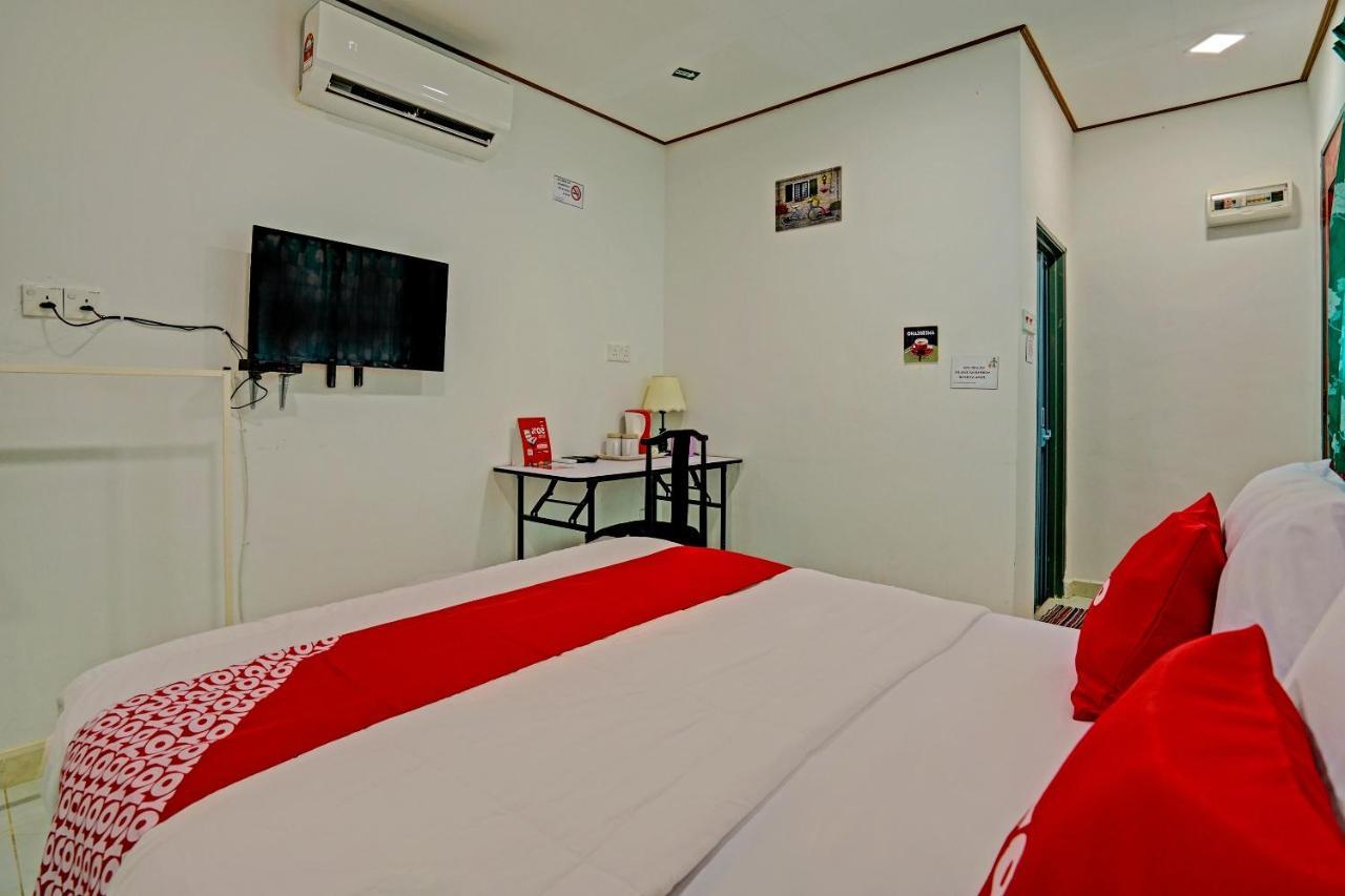 Capital O 90423 Teratai Chalet 호텔 Kampong Raja 외부 사진
